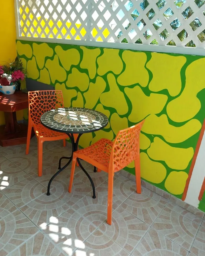Apparemment De L'Hibiscus Lejlighed Grand-Bourg  0*, Grand-Bourg (Marie Galante) Guadeloupe